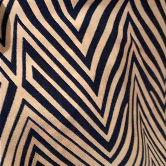 Women’s Love Culture Dress - Picture 3 of 3